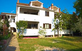 Nada Apartments
